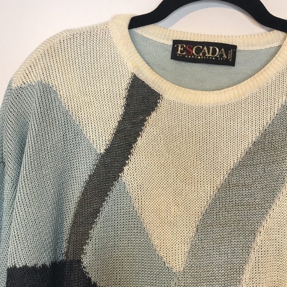 Escada Gray and Cream Crew Neck Sweater - Picture 2 of 14